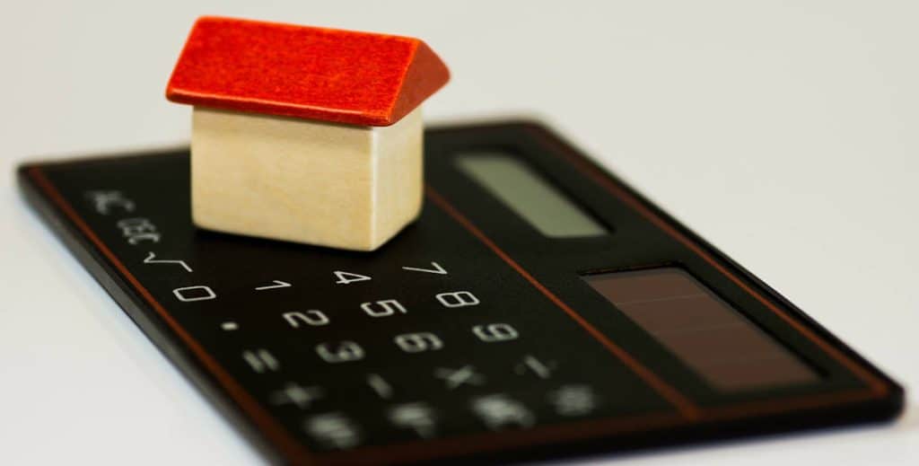 Calculating the loan to value on a mortgage
